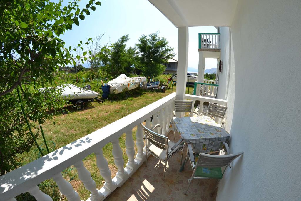 Apartmani Jenny I Tania Lopar Exterior foto